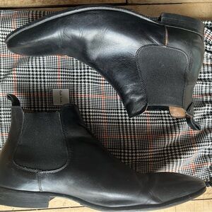 Paul Smith Sleek Black Leather Boots